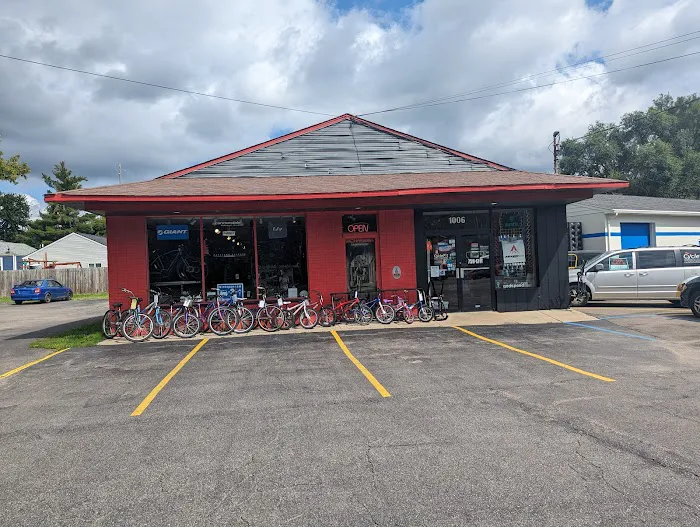 Cyclefit Sports, Fenton Picture 1