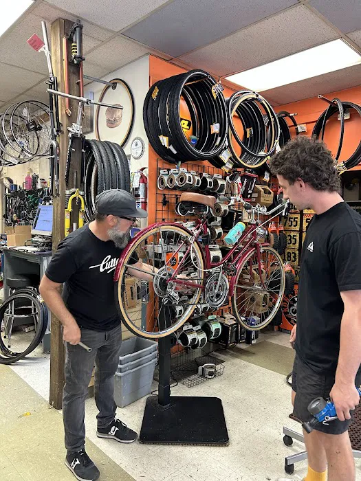 Metropolis Cycle Repair Picture 6