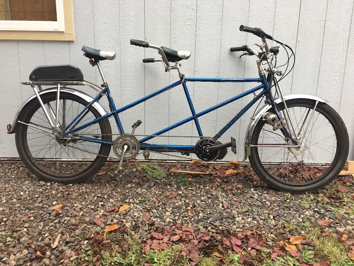 Portland Bicycle Emporium Picture 3