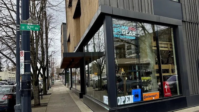 NwProGear Bicycle Shop & Repair Picture 1