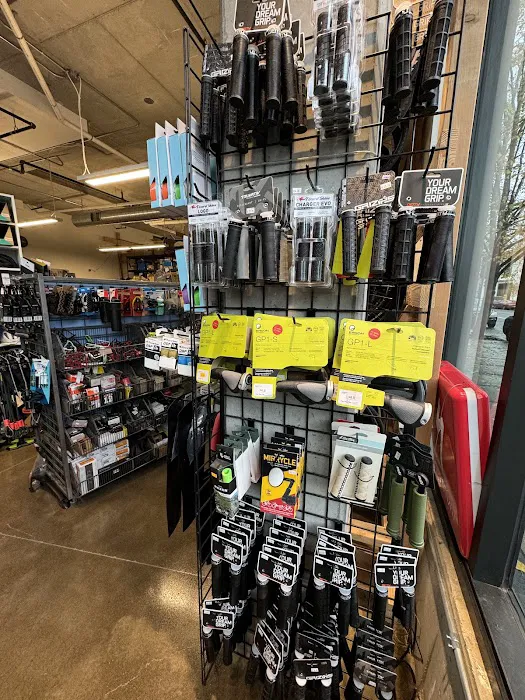 NwProGear Bicycle Shop & Repair Picture 6
