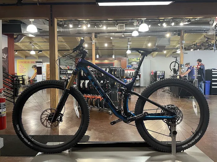Trek Bicycle Beaverton Picture 4