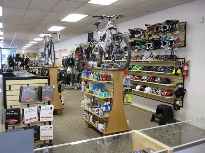 Universal Cycles Company LLC Picture 2
