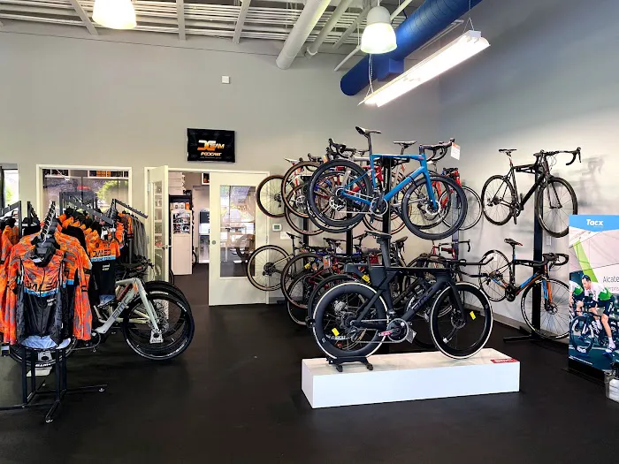 Dialed Cycling Lab Picture 10