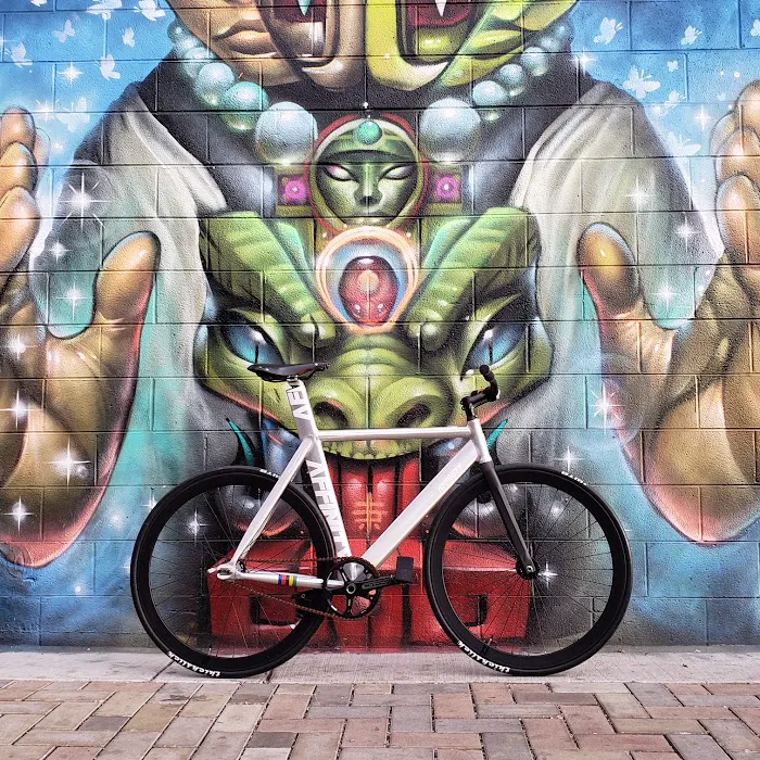 RiNoVELO Bicycle Workshop Picture 3