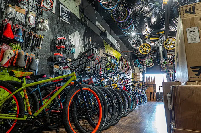 Dynamic Pro Scooters & Bikes Picture 3