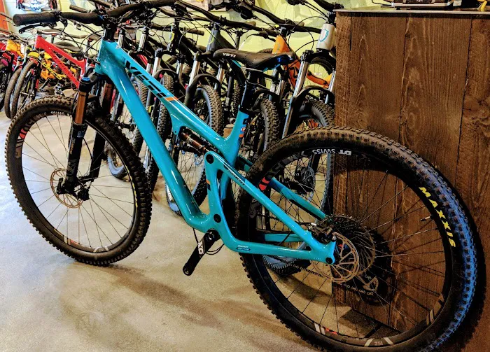Base Camp Cyclery Picture 6