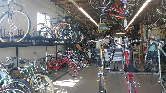 Lucky Bikes Re-Cyclery Picture 2
