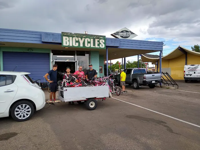 Lucky Bikes Re-Cyclery Picture 3