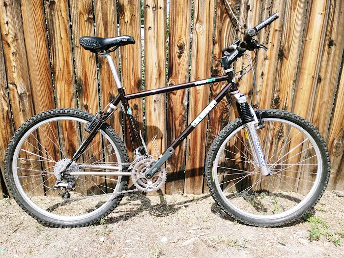 Lucky Bikes Re-Cyclery Picture 9