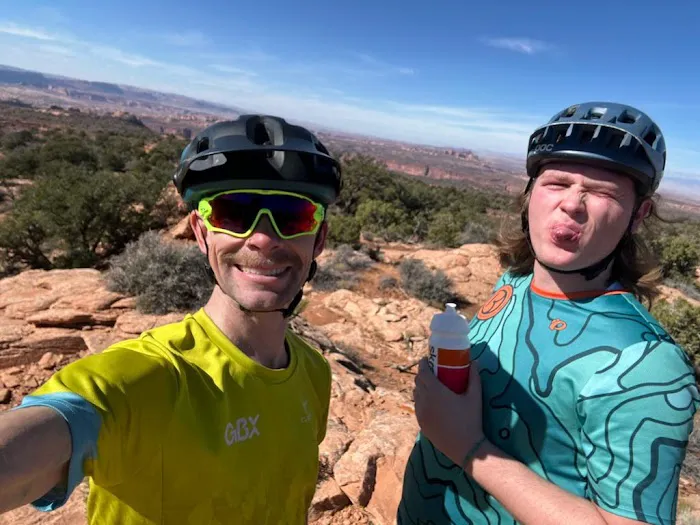 Evergreen Bicycle Outfitters Picture 10