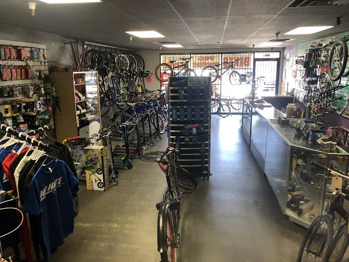 Moxie Bike Shop Picture 5