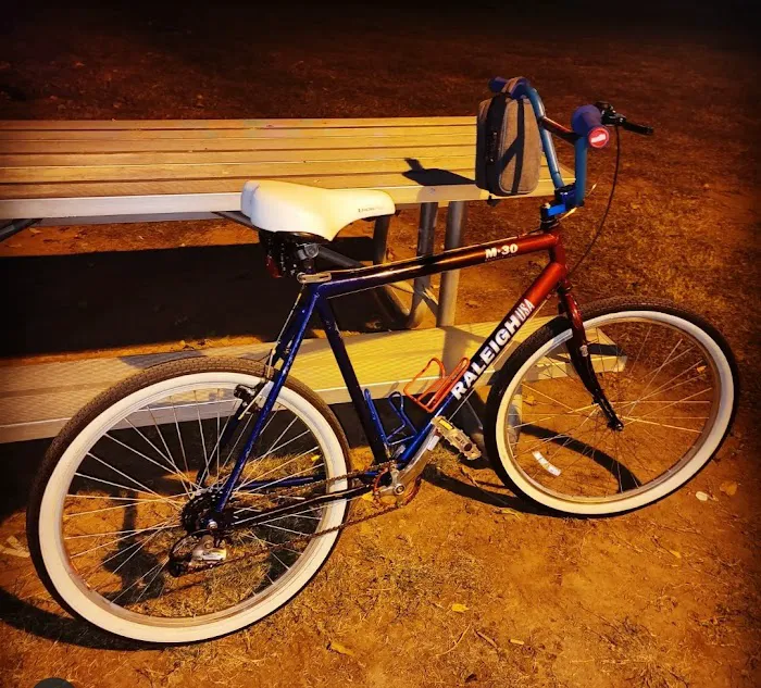 Moxie Bike Shop Picture 4