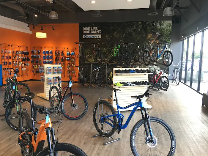 Scottsdale Bike Co. Picture 9