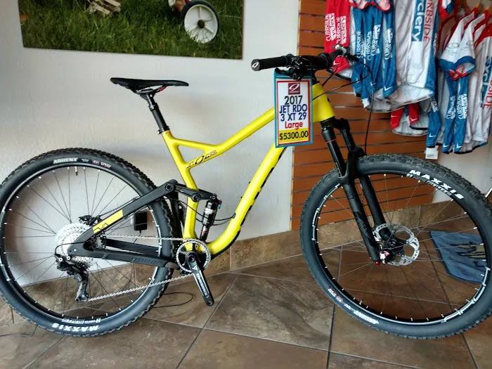 Curbside Cyclery Picture 5
