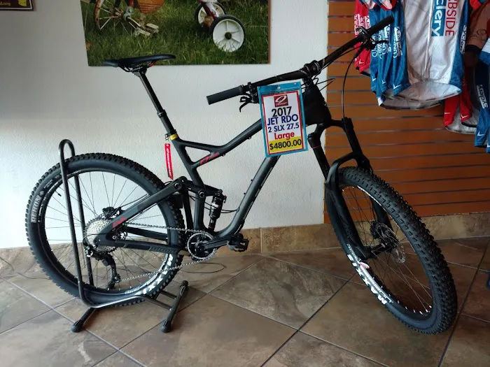 Curbside Cyclery Picture 9