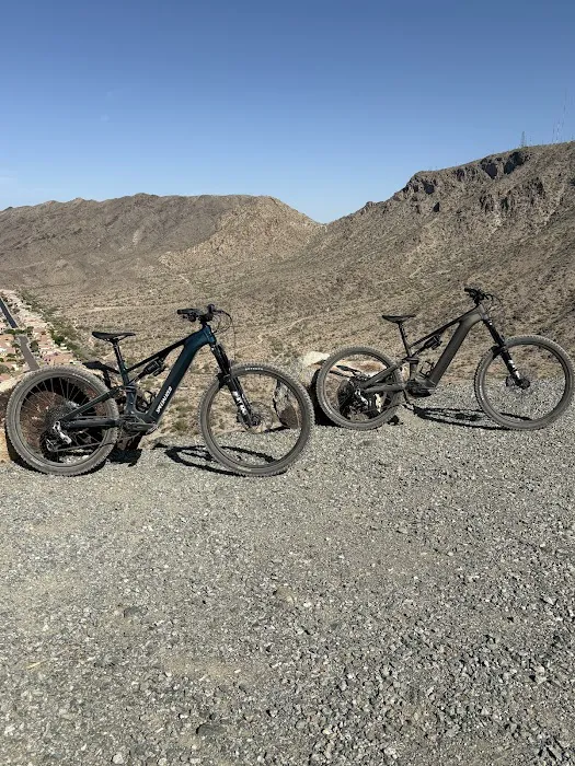 Emigos Bike Shop Picture 7