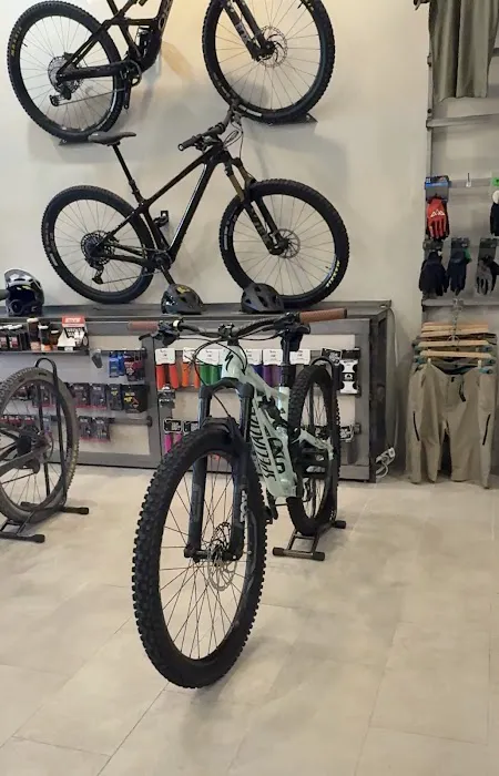 Airpark Bike Co Picture 9