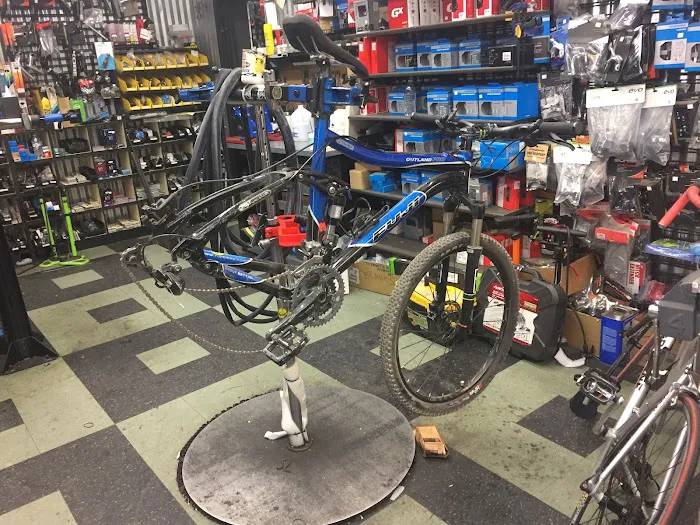 SUN Cyclery Picture 3