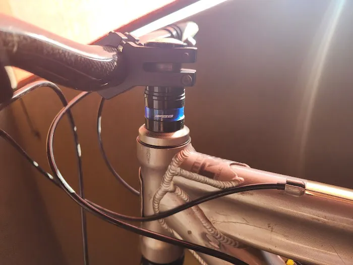Shadetree Bikes - Bicycles, Parts and Service Picture 2