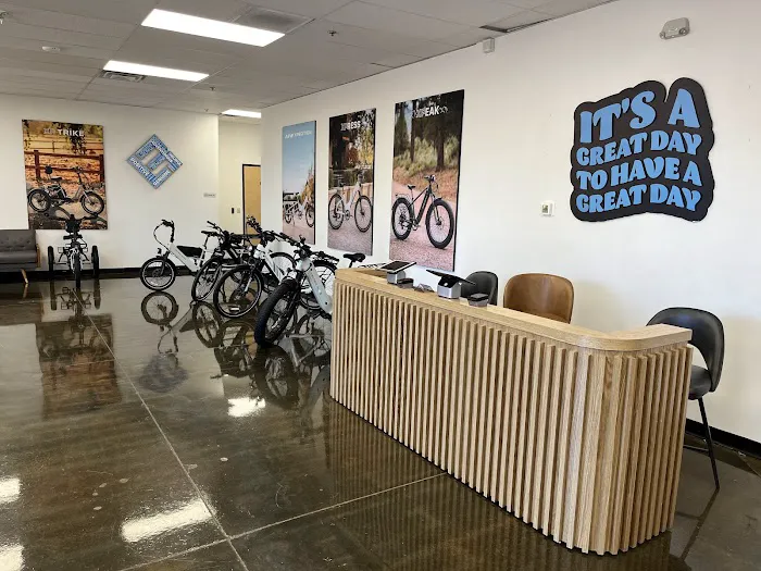 The Lectric Garage Picture 1