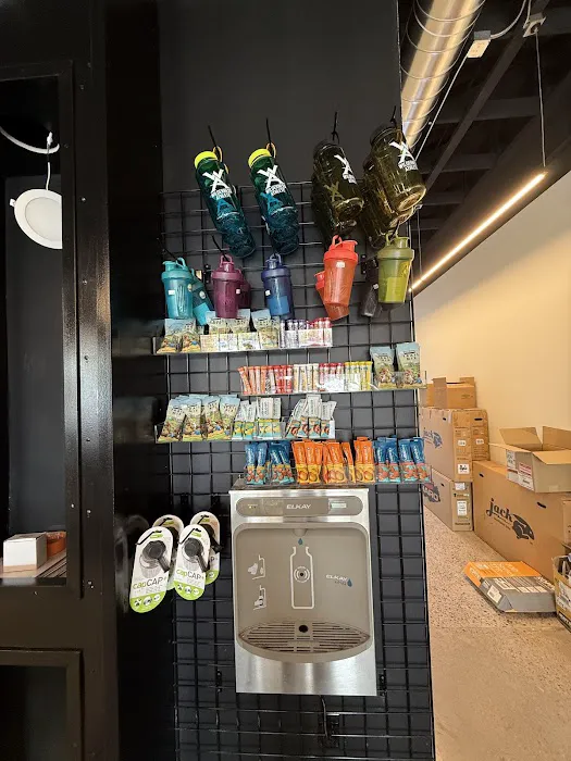 Thrive Swim and Ride Shop Picture 4
