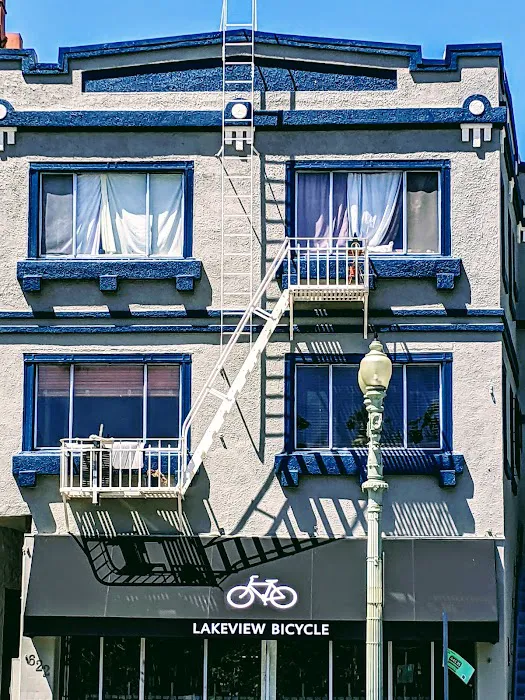 Lakeview Bicycle Picture 5