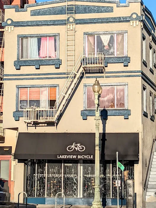 Lakeview Bicycle Picture 4
