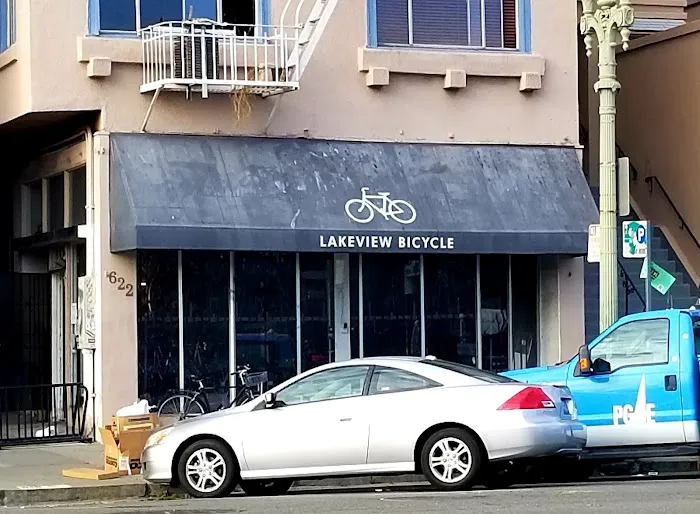 Lakeview Bicycle Picture 10