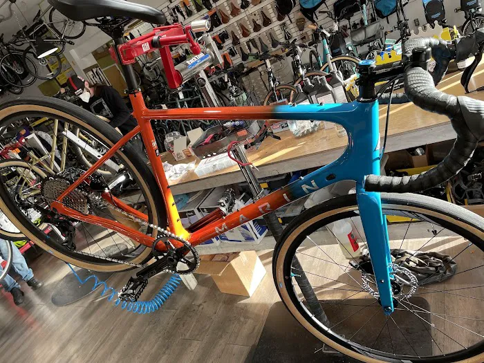 Tip Top Bike Shop Picture 10