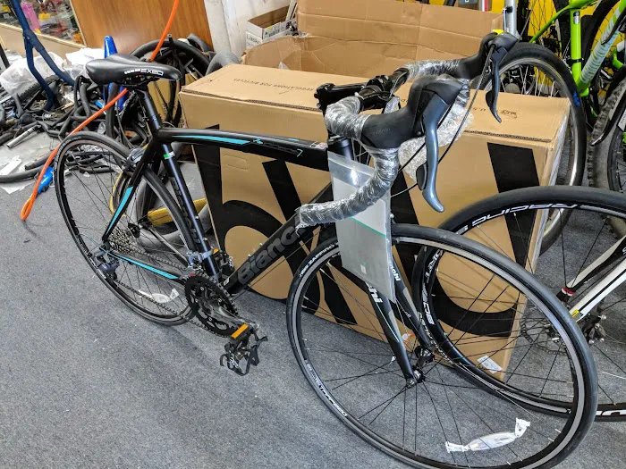 Vic's Bikes Picture 10