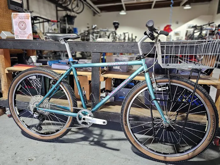 Live In Peace Bike Shop Picture 1