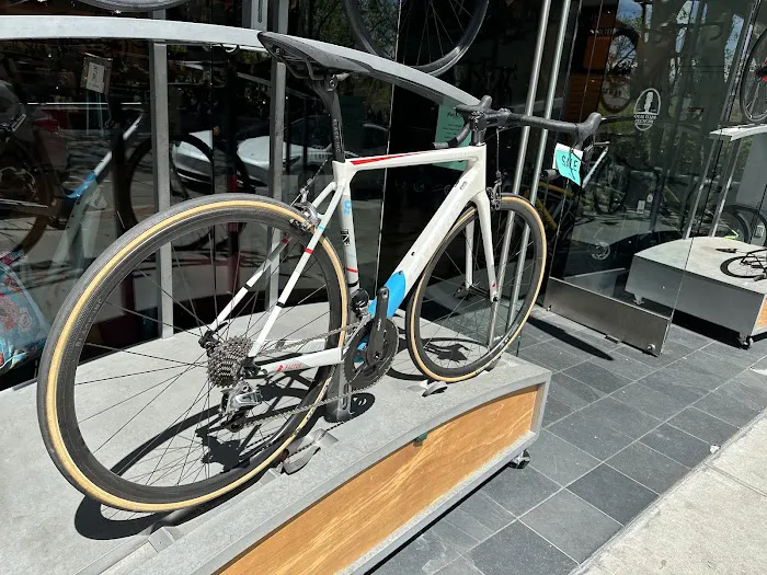 Palo Alto Bicycles Picture 1