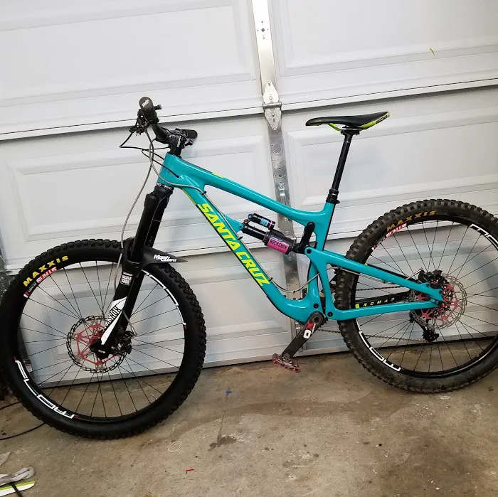 Woodside Bike Shop Picture 8