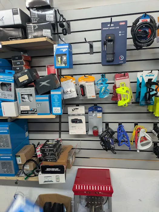 Woodside Bike Shop Annex Picture 4