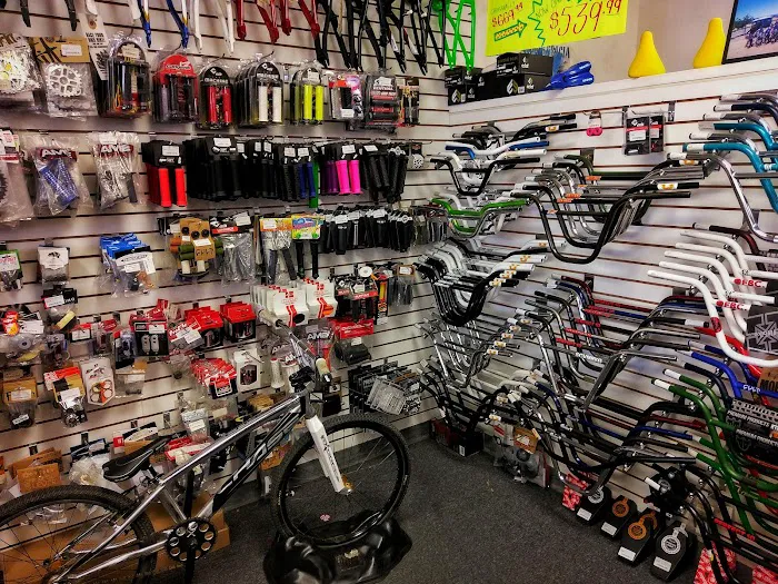 Calabazas Cyclery Picture 2