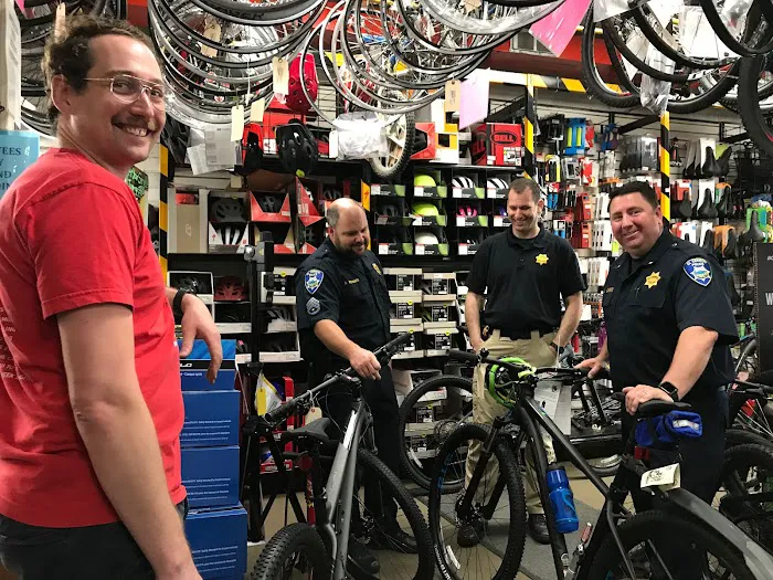 The Pedaler Bike Shop Picture 7