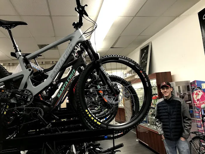 Ray's Cycles Picture 2