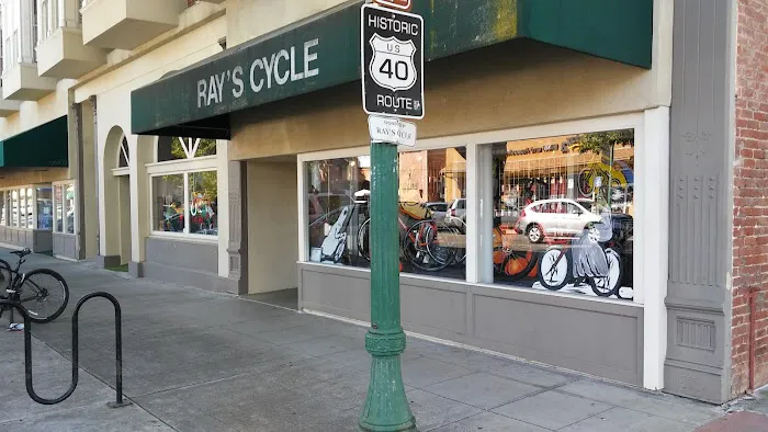 Ray's Cycles Picture 10