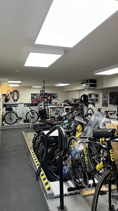 The Service Course Closet Picture 1