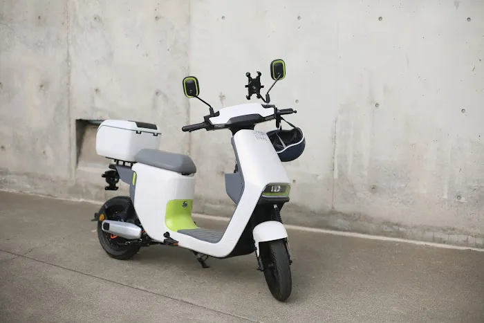 HMP Bikes Picture 2