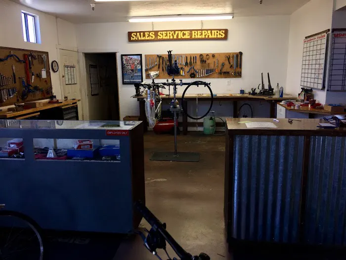 The Hub Cyclery Picture 7
