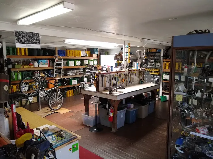 Community Bikes Picture 1