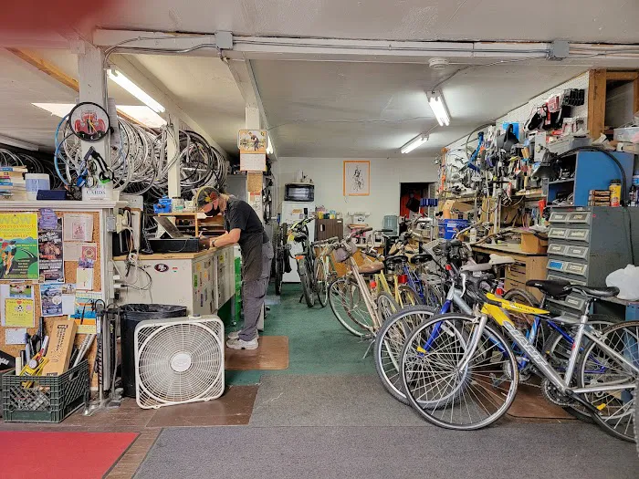 Community Bikes Picture 5