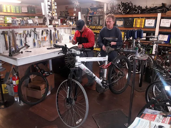 Community Bikes Picture 9