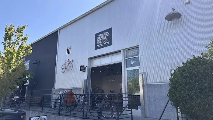 Revel Cycles Picture 1
