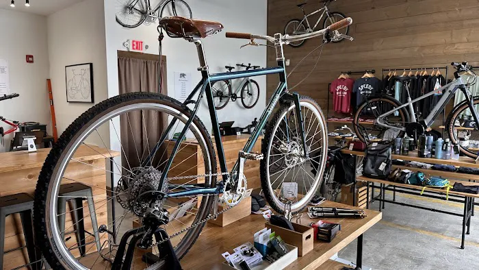 Revel Cycles Picture 3