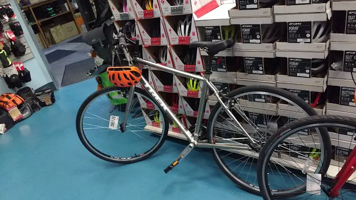 Valencia Cyclery Picture 1