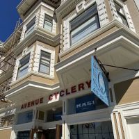 Avenue Cyclery ico