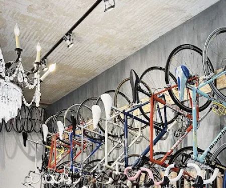 Uniqa Vintage Bikes